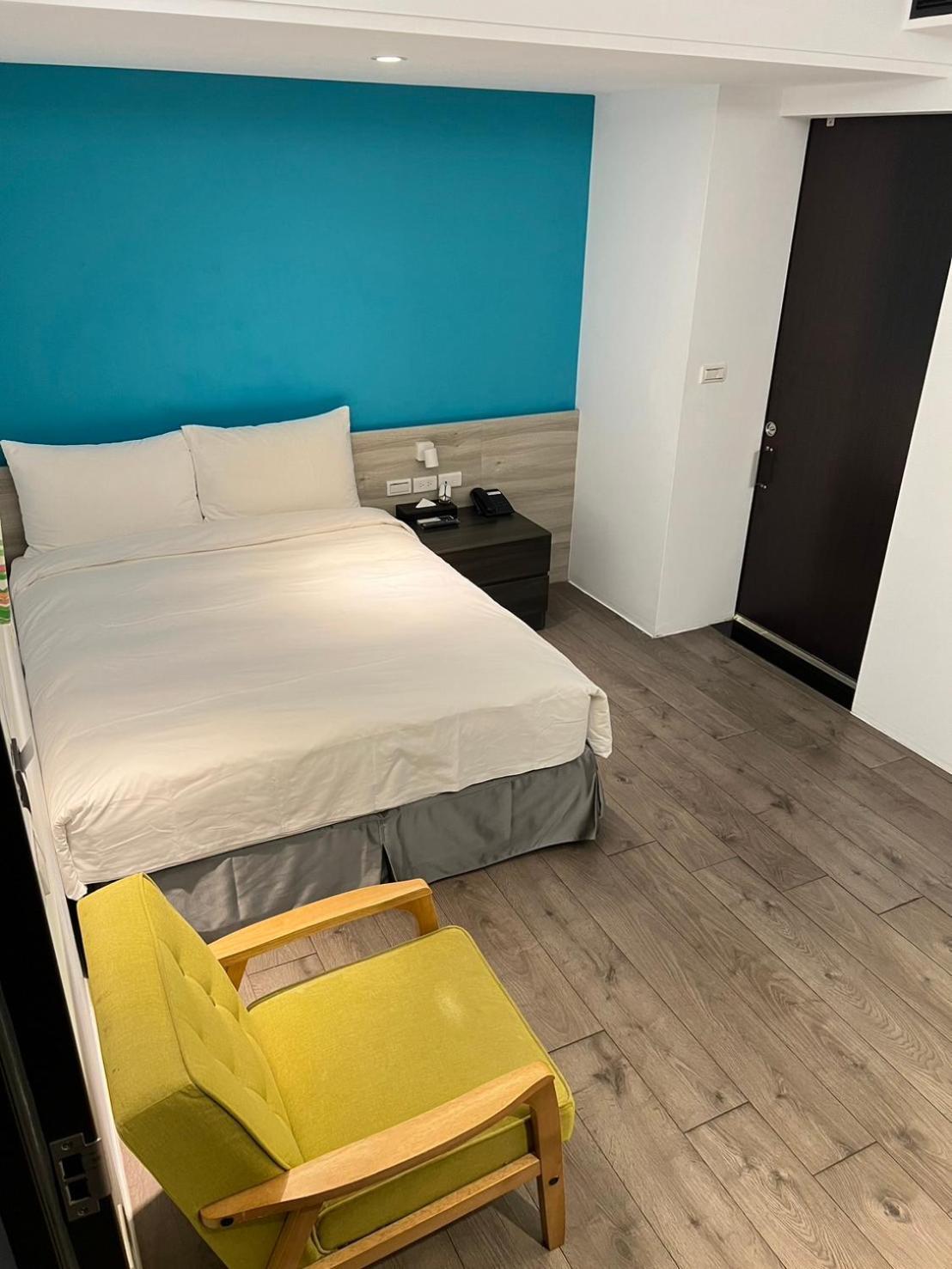 Greenight Hotel Тайчжун Экстерьер фото