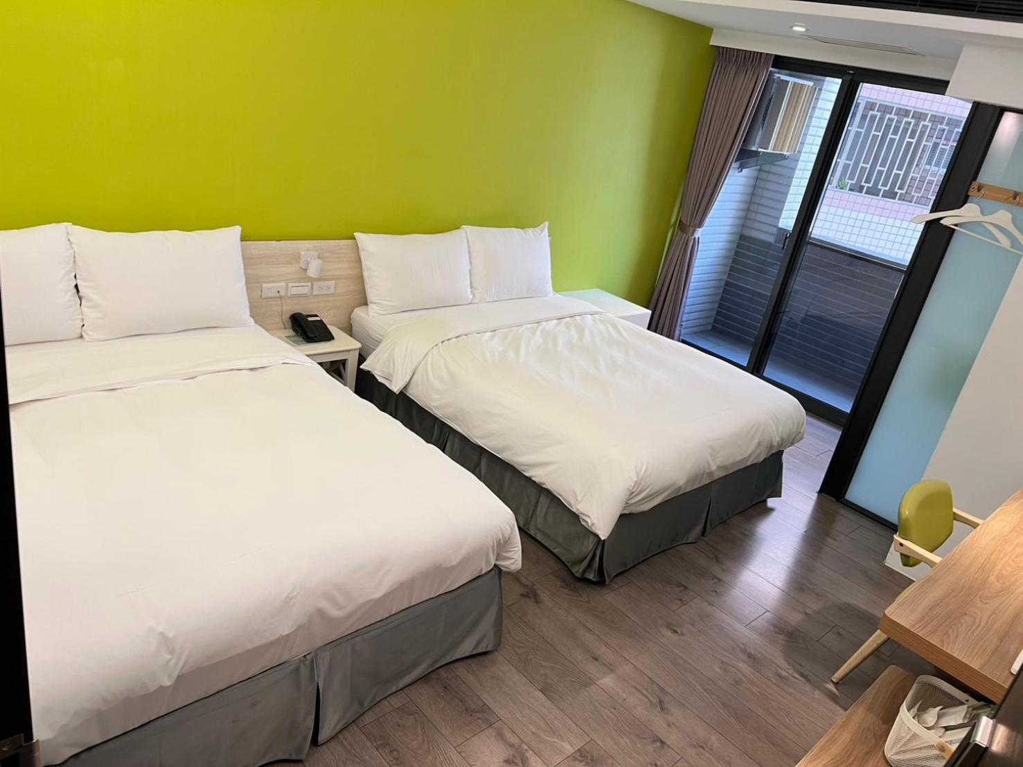 Greenight Hotel Тайчжун Экстерьер фото
