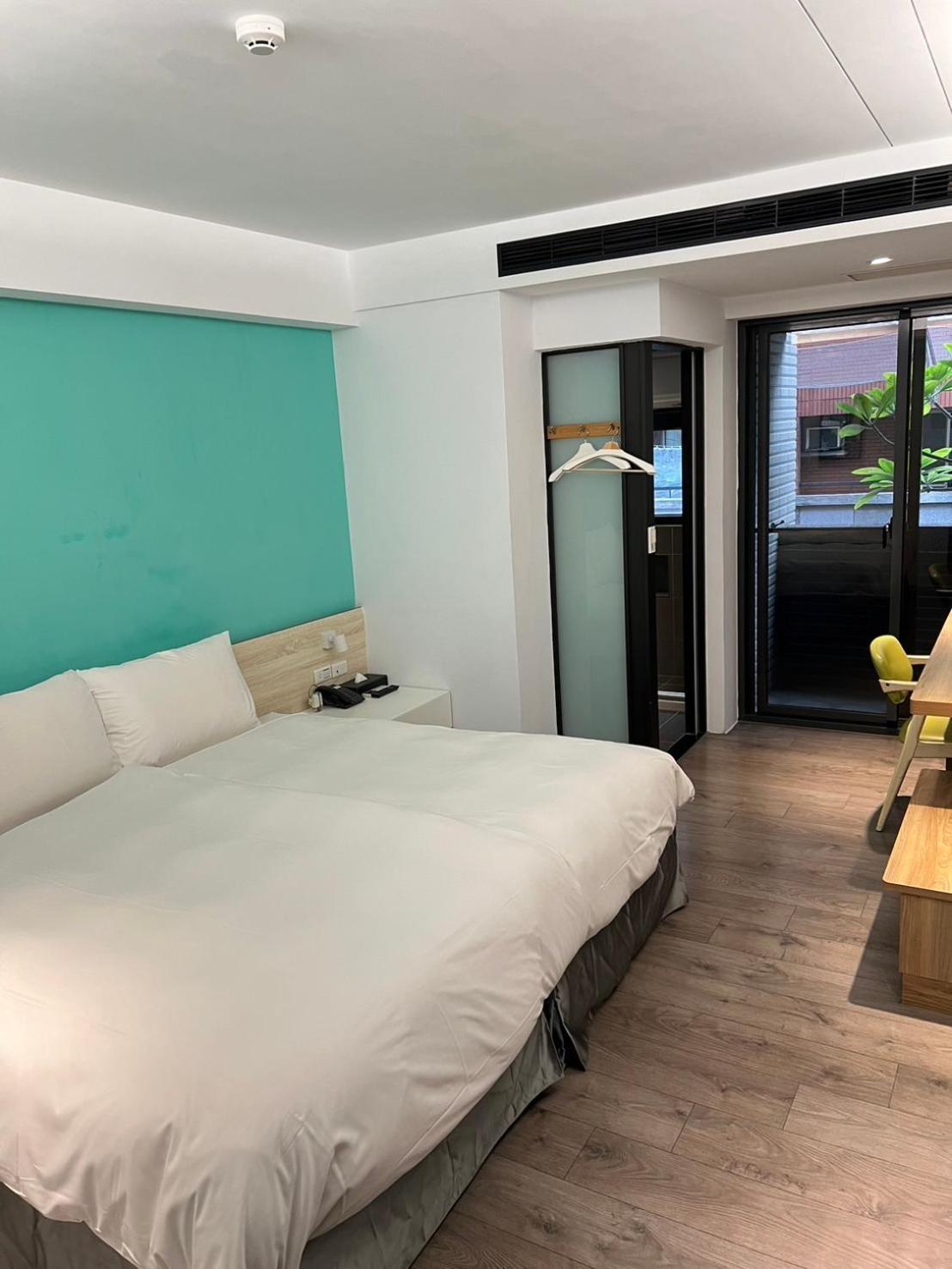 Greenight Hotel Тайчжун Экстерьер фото