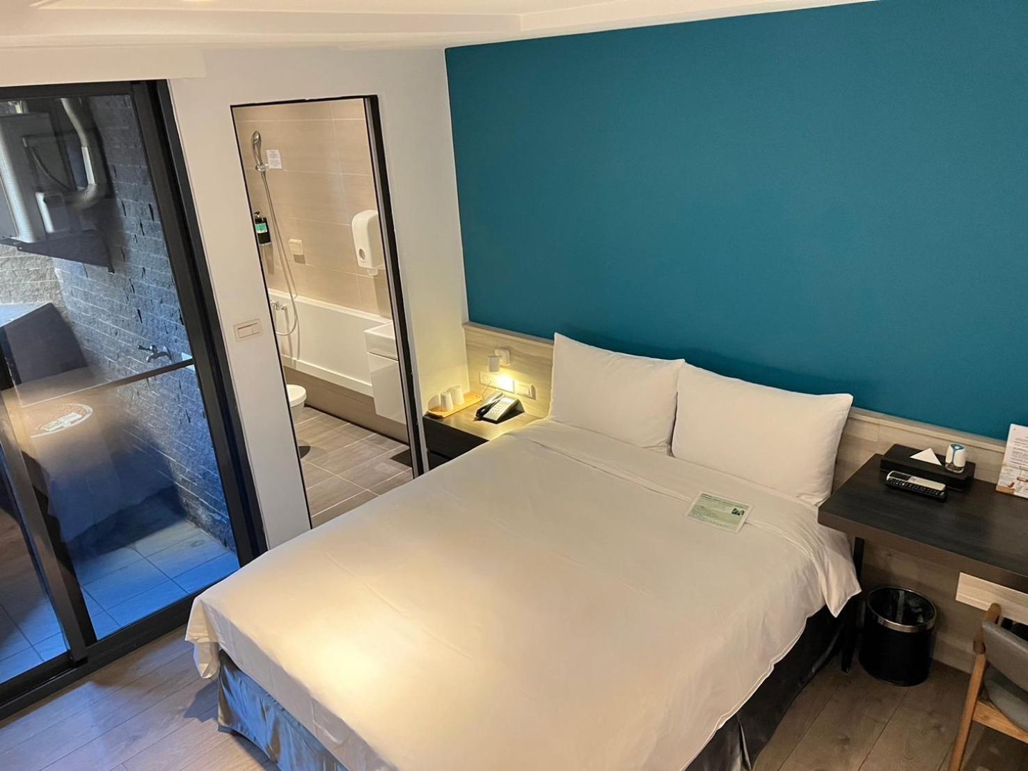 Greenight Hotel Тайчжун Экстерьер фото
